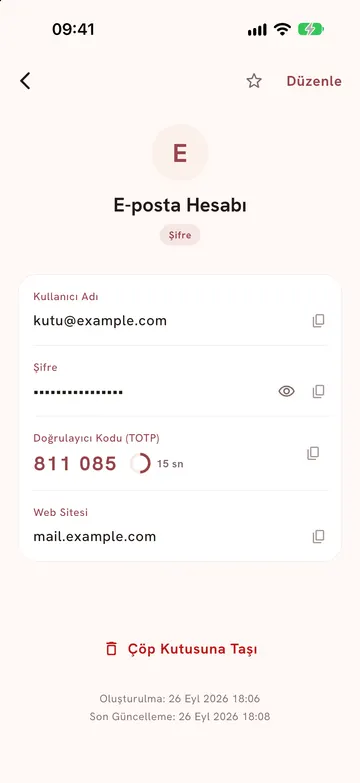 Item detail showing the authenticator code and countdown